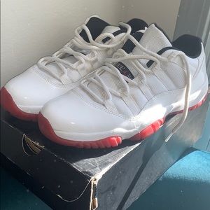 Jordan 11 Retro Low